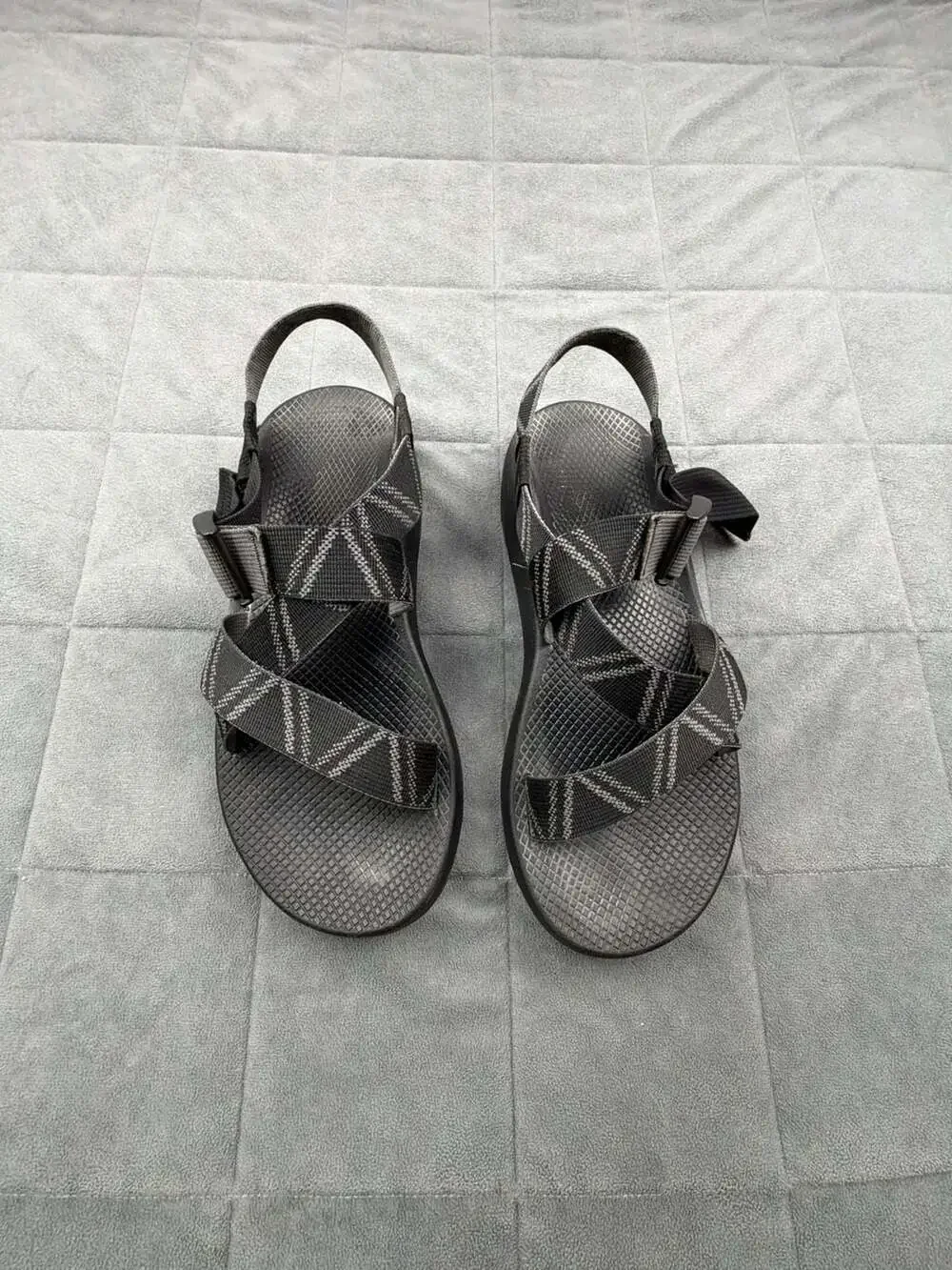 Chaco Mega Z/Classic Men Black Stripe Adjustable Hiking Sandals Size 12 J105747